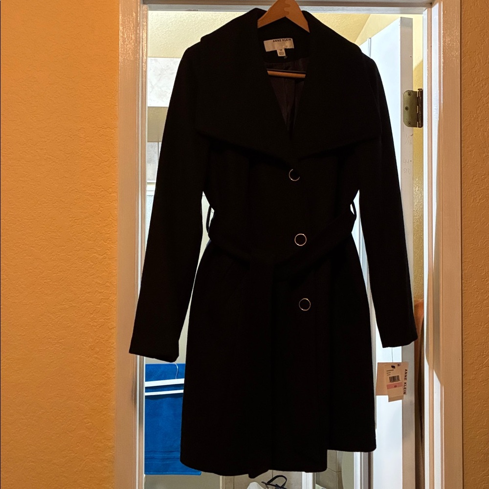 Anne Klein Black Trench Coat 69% wool